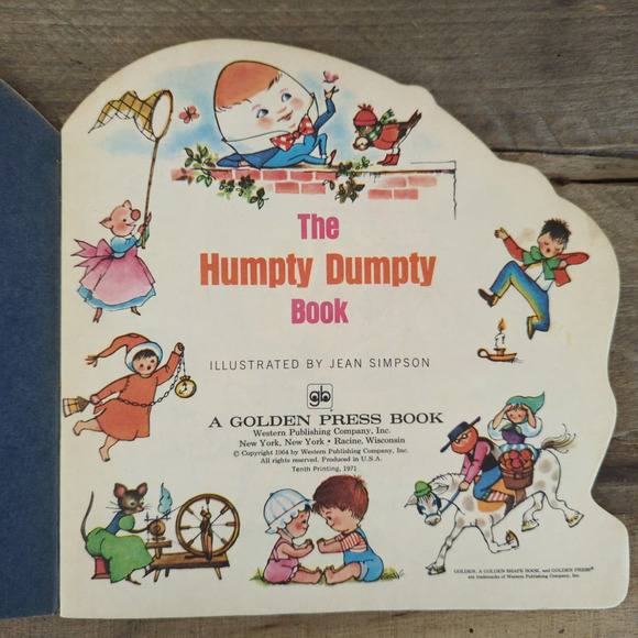 Vintage 1971 The Humpty Dumpty Book A Golden Shape Book - Picture 7 of 11